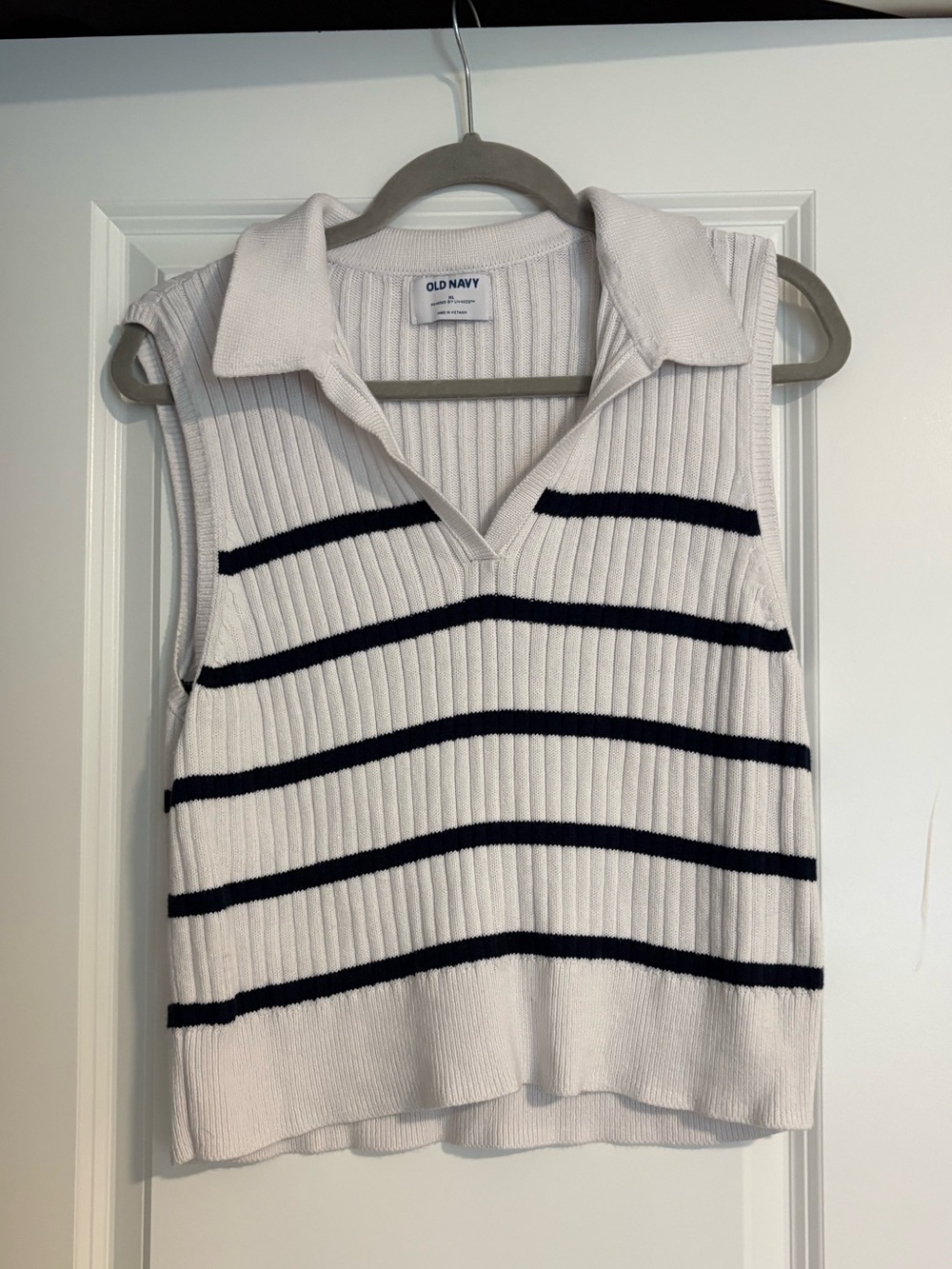 Old Navy Sleeveless Rib-Knit Striped Cropped Polo – Size XL